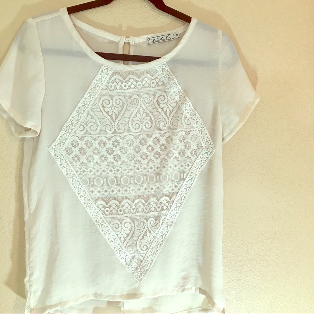 Chloe K light tan lace cutout short sleeved blouse